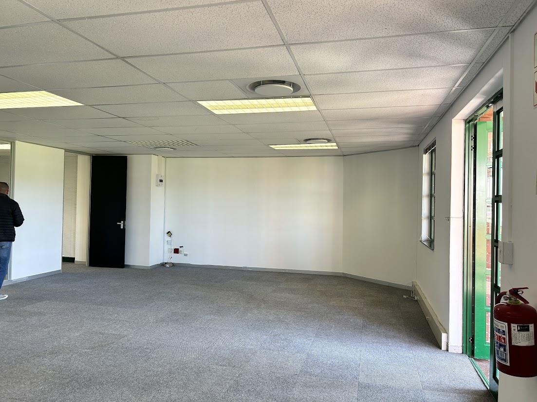 To Let commercial Property for Rent in Claremont Western Cape